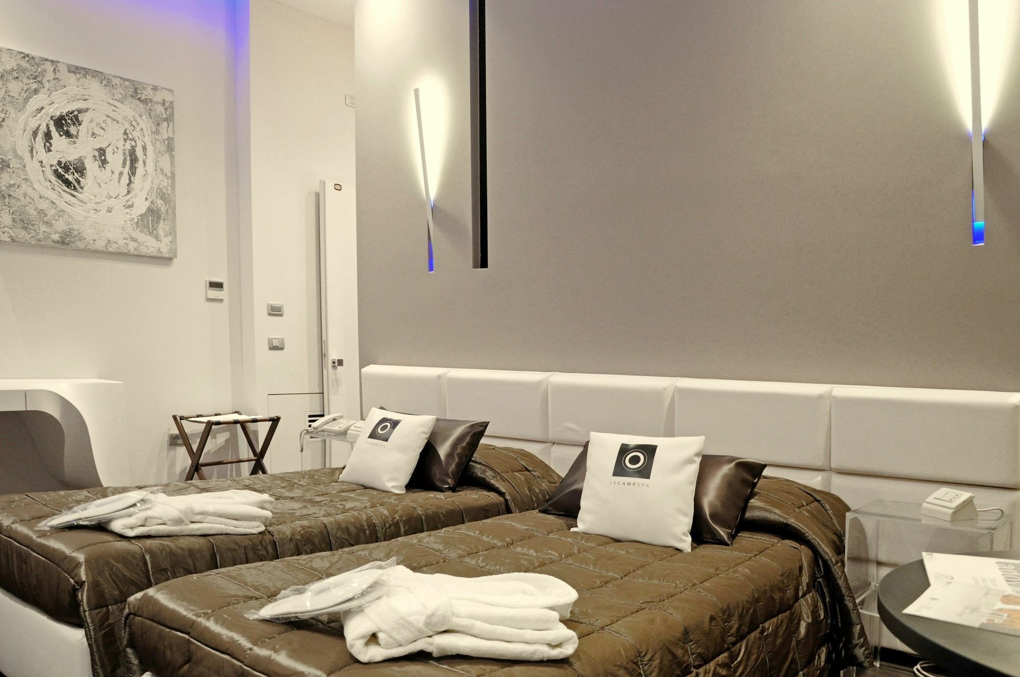 Le Camp & Hotel Padua